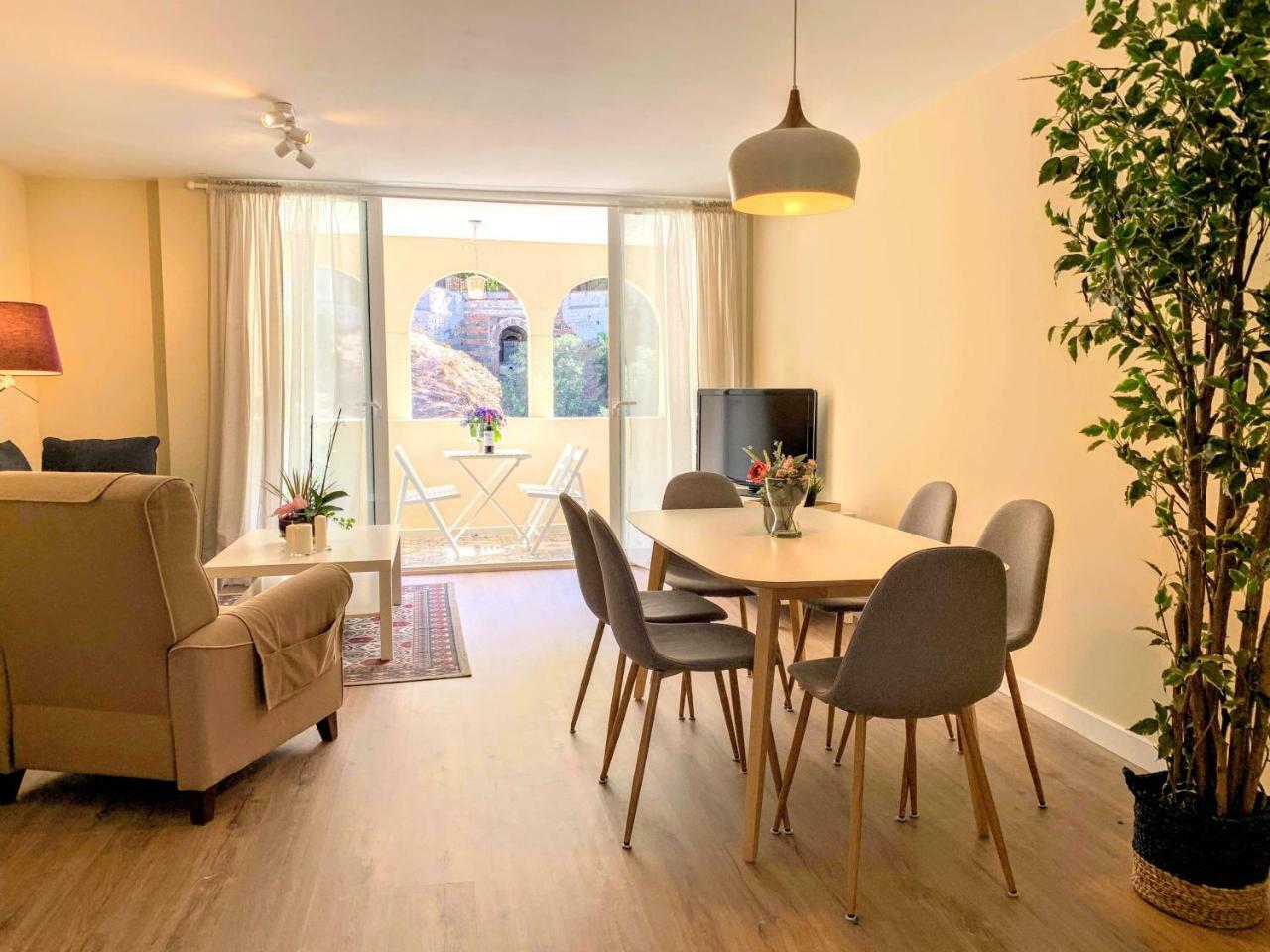 Homely Obispo Con Parking Апартаменты *